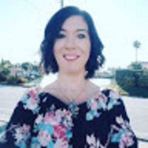 Meet your Posher, Claudia